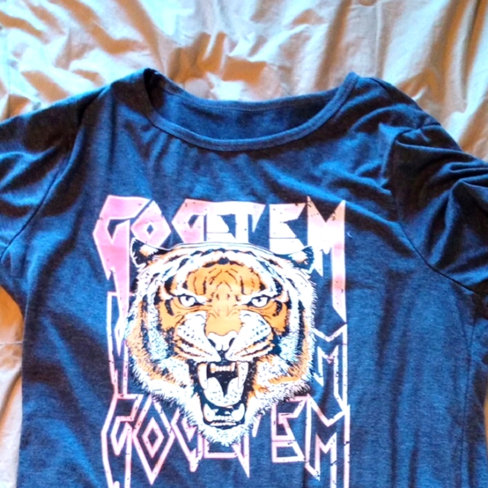 Graphic Tiger Shirt - Grey